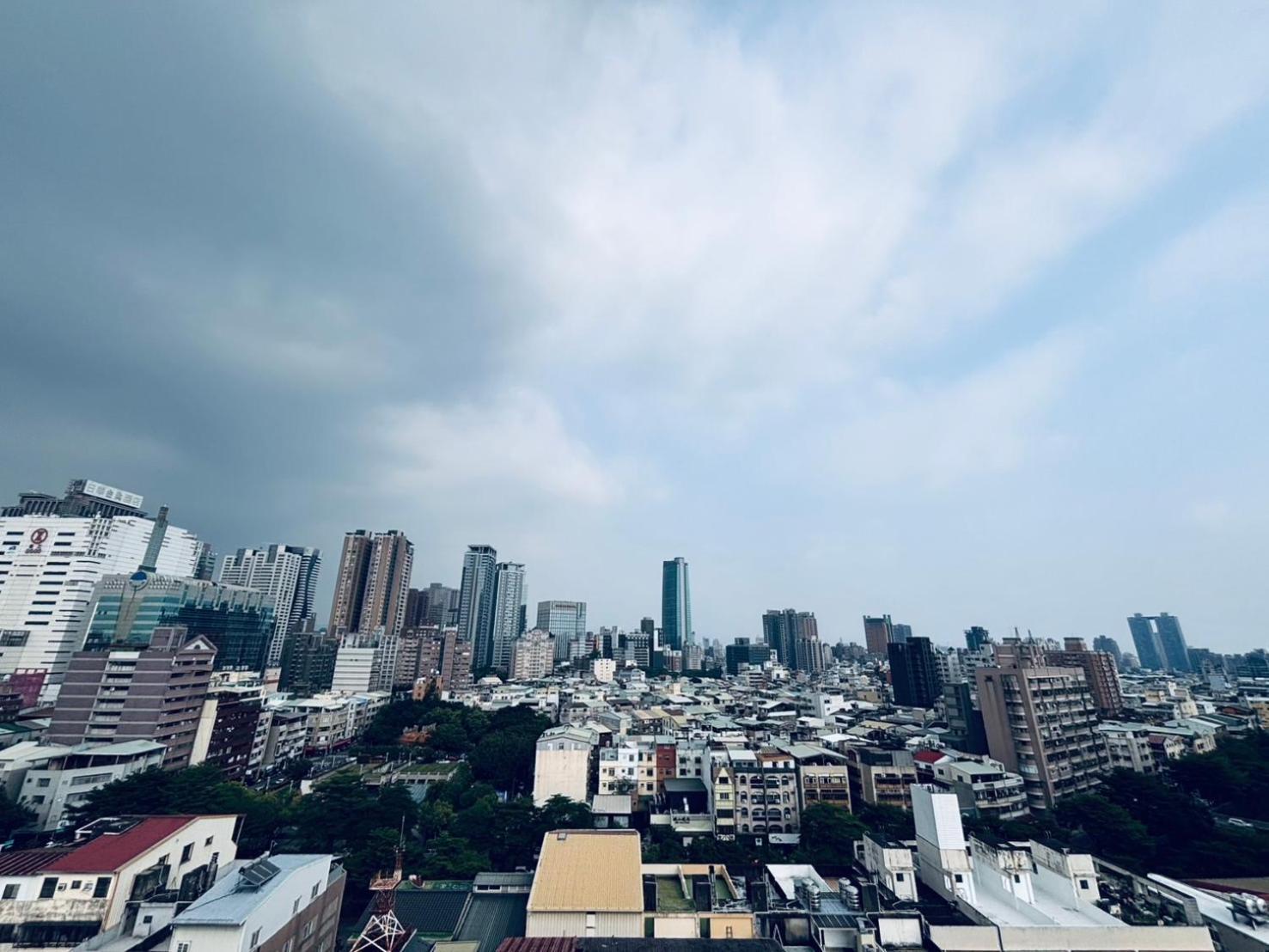 The Carlton Taichung Hotel Екстериор снимка